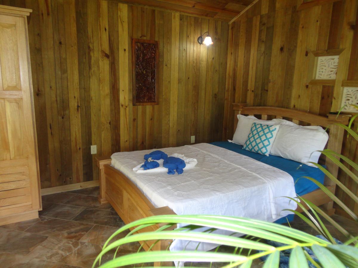 J&H Garden Cabinas Bocas Town Bagian luar foto