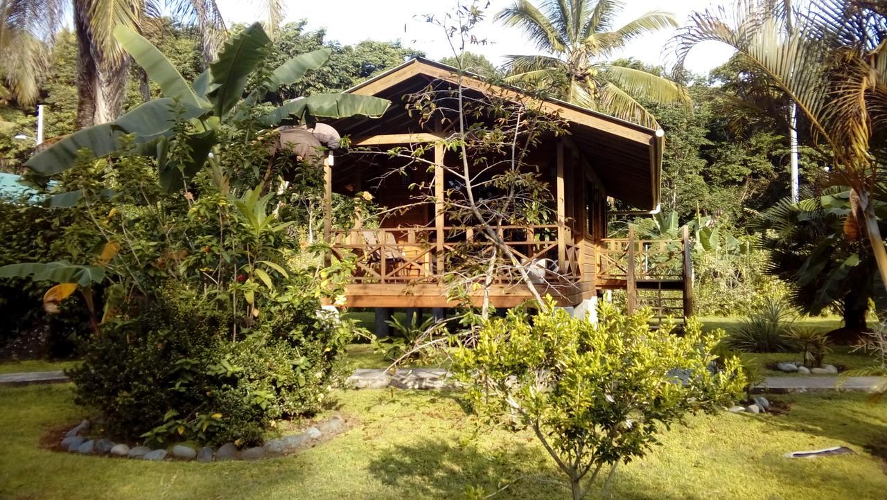 J&H Garden Cabinas Bocas Town Bagian luar foto