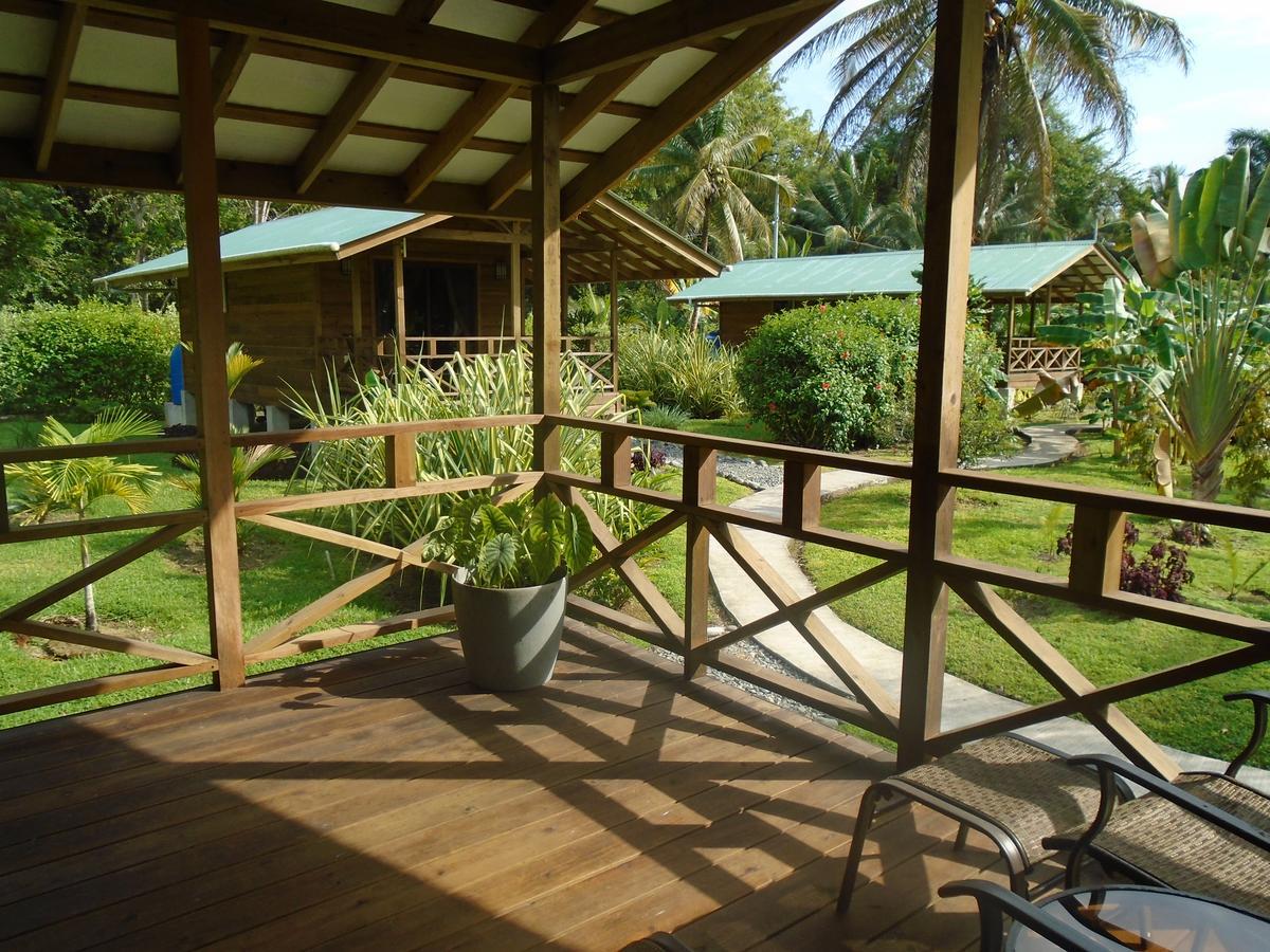 J&H Garden Cabinas Bocas Town Bagian luar foto